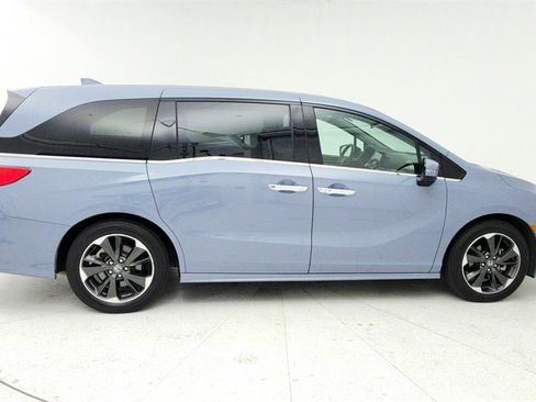 Used 2024 Honda Odyssey Elite image 7