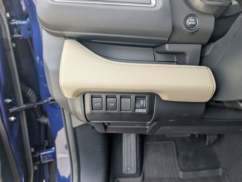 Certified 2026 Subaru Ascent Limited AWD/4WD image 11