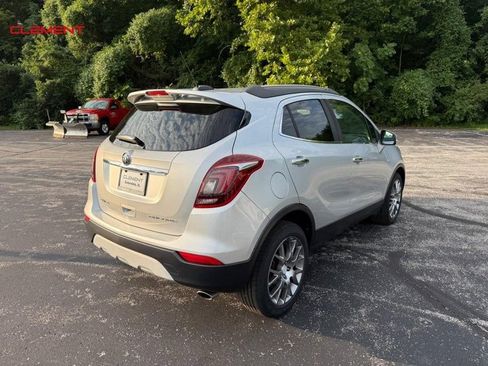 Used 2018 Buick Encore Sport Touring w/ Safety Package FWD image 9