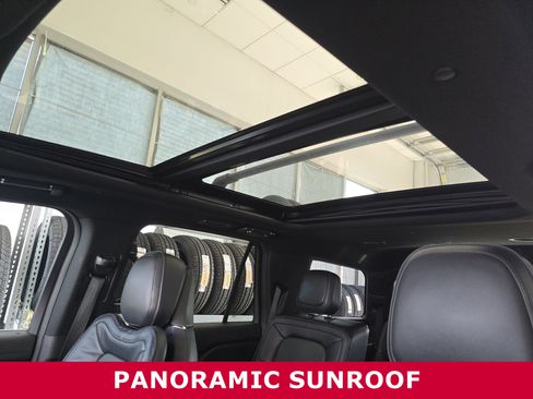 Used 2019 Lincoln Navigator Reserve image 15