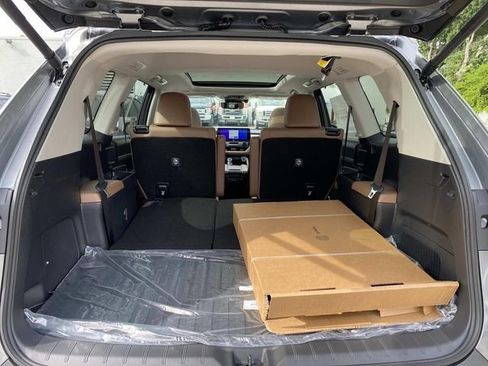 New 2026 Toyota Grand Highlander AWD image 5