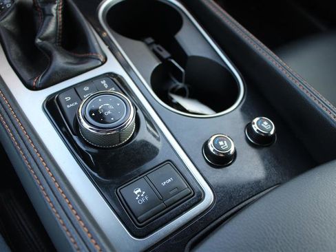 Used 2021 Nissan Maxima SR w/ Sport Mat Group image 19