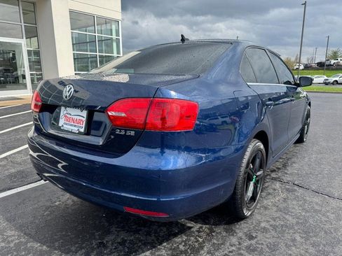 Used 2013 Volkswagen Jetta SE image 3