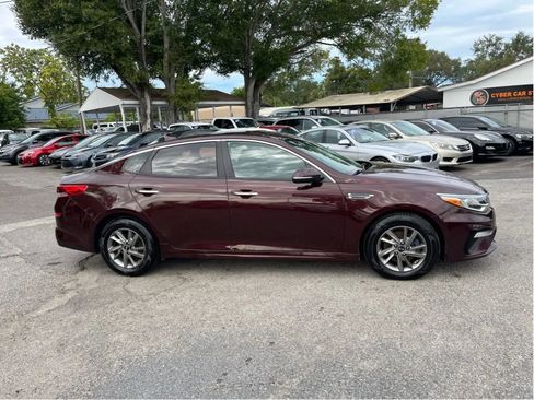 Used 2020 Kia Optima LX FWD image 4