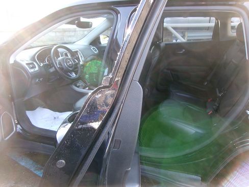 Used 2019 Jeep Compass Latitude w/ Popular Equipment Group image 13