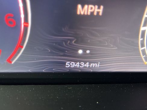 Used 2024 Jeep Wagoneer Series II w/ Flexible Seating Group image 17