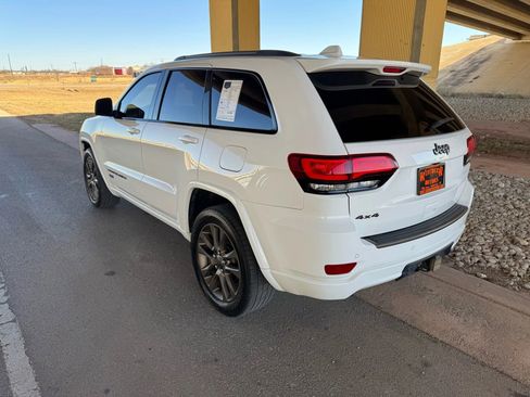 Used 2017 Jeep Grand Cherokee Limited 75th Anniversary image 5