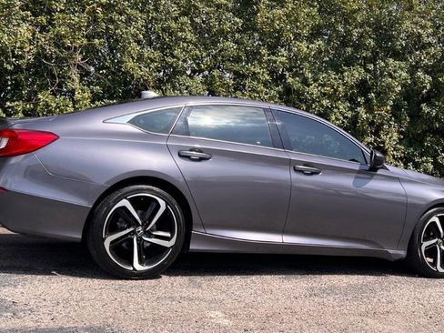 Used 2020 Honda Accord Sport image 8