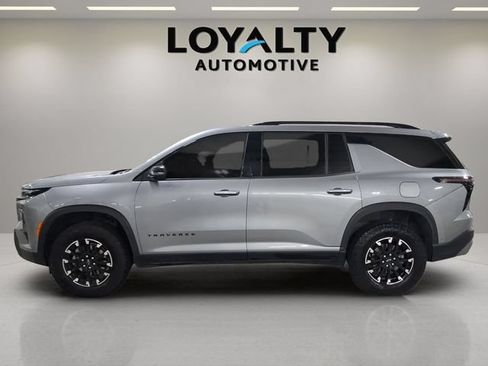Used 2024 Chevrolet Traverse Z71 w/ Enhanced Driving Package AWD/4WD image 2
