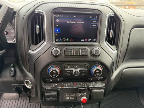 Used 2019 Chevrolet Silverado 1500 LT w/ All-Star Edition image 32