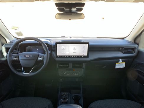 New 2025 Ford Maverick XLT w/ XLT Luxury Package image 25