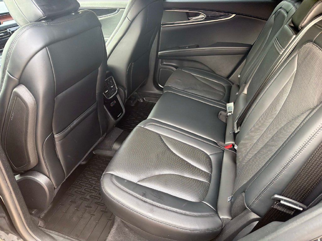 Used 2023 Lincoln Nautilus Reserve AWD/4WD image 15