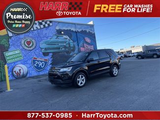 Used 2018 Ford Explorer 4WD w/ Class II Trailer Tow Package image 1