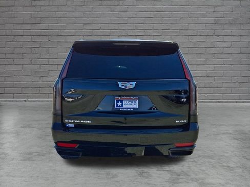 Used 2023 Cadillac Escalade ESV Sport AWD/4WD image 10