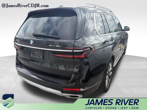 Used 2025 BMW X7 xDrive40i AWD/4WD image 5