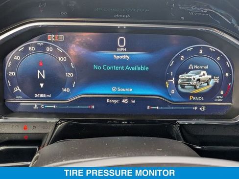 Certified 2024 Chevrolet Silverado 2500 LT w/ Convenience Package image 21