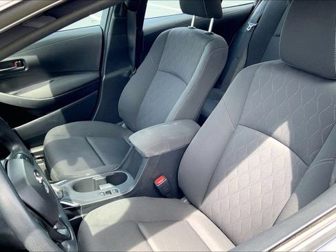 Used 2024 Toyota Corolla LE FWD image 3