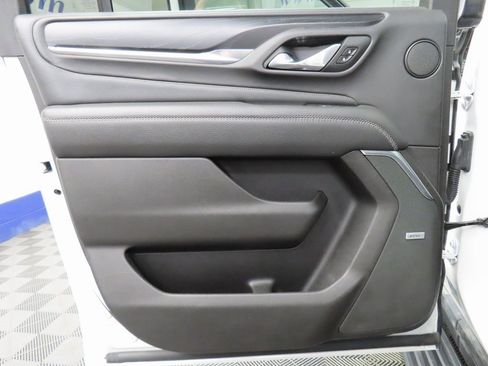 Used 2021 GMC Yukon XL Denali w/ Denali Premium Package image 55