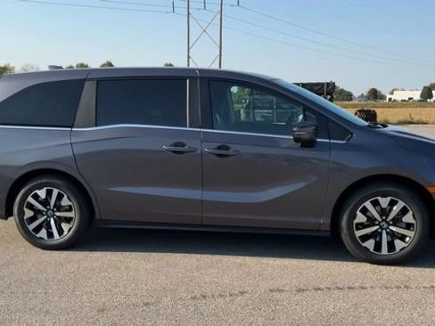 New 2026 Honda Odyssey EX-L image 9