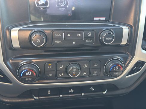 Used 2015 GMC Sierra 1500 SLE image 21