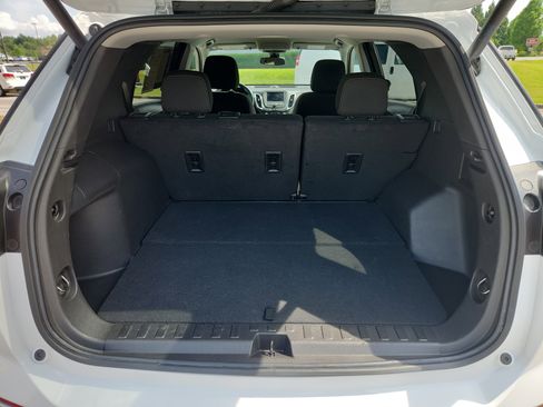 Used 2024 Chevrolet Equinox LT image 50