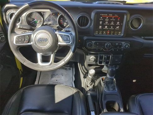 Used 2022 Jeep Wrangler Unlimited Sahara w/ Safety Group image 43