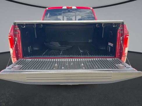 Used 2017 Ford F150 XLT w/ Equipment Group 302A Luxury AWD/4WD image 13