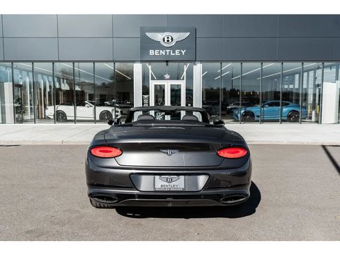Used 2024 Bentley Continental GT Speed image 22