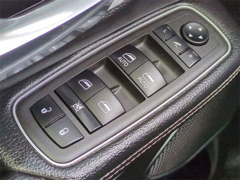 Used 2022 RAM 1500 Laramie image 23