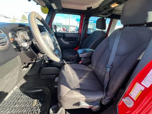 Used 2014 Jeep Wrangler Unlimited Sport image 18
