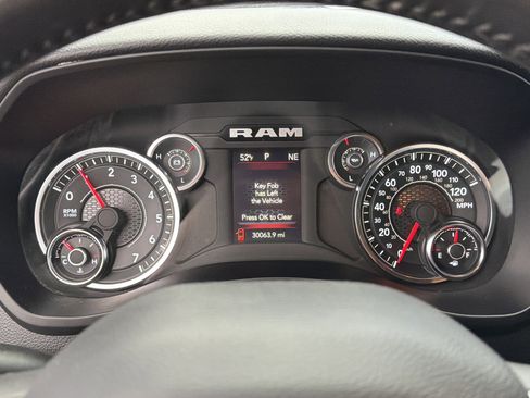 Used 2024 RAM 2500 Big Horn image 28