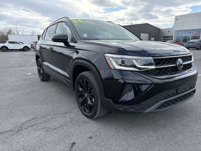 Used 2024 Volkswagen Taos SE