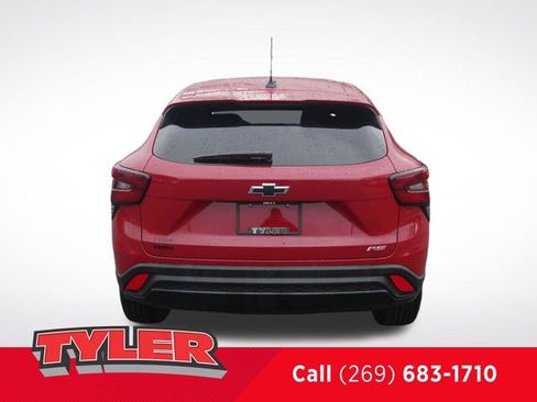 New 2026 Chevrolet Trax RS w/ Driver Confidence Package FWD image 7
