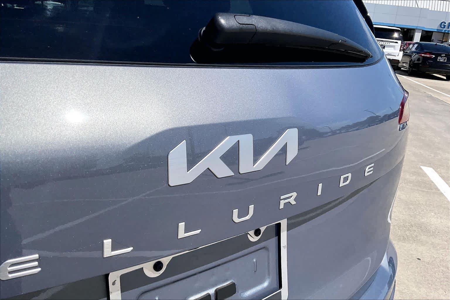 Used 2025 Kia Telluride LX FWD image 29