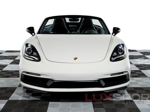 Used 2018 Porsche 718 Boxster GTS image 11