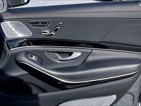 Used 2020 Mercedes-Benz Maybach S 650 image 22