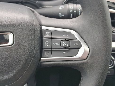 Used 2023 Jeep Compass High Altitude AWD/4WD image 18