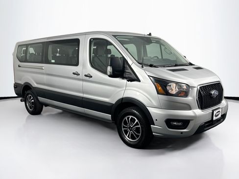 Used 2024 Ford Transit 350 XLT RWD image 2