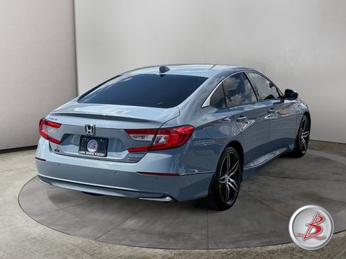 Used 2022 Honda Accord Touring image 7