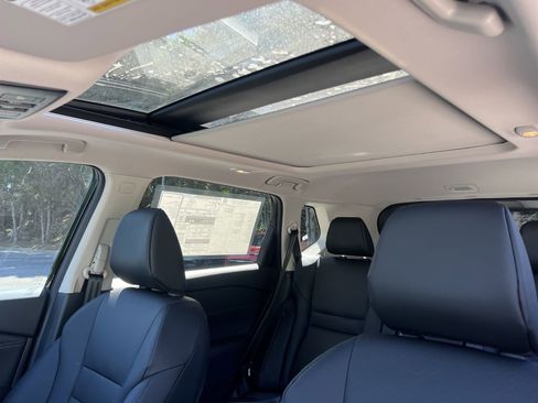 New 2026 Nissan Rogue SV AWD/4WD image 10