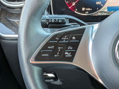 Used 2025 Mercedes-Benz GLC 350e 4MATIC image 15