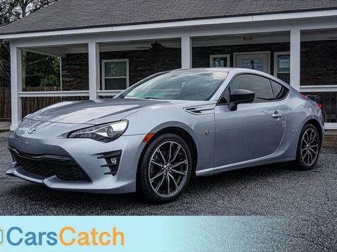 Used 2018 Toyota 86 image 12