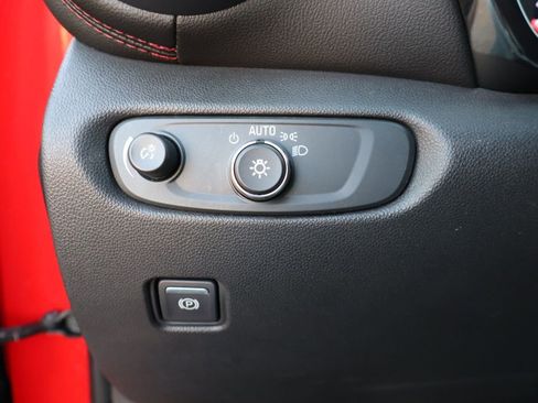 Used 2019 Chevrolet Blazer RS image 16