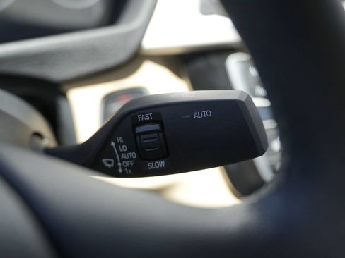 Used 2018 BMW 320i xDrive Sedan AWD/4WD image 47