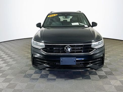 Used 2023 Volkswagen Tiguan SE R-Line AWD/4WD image 4