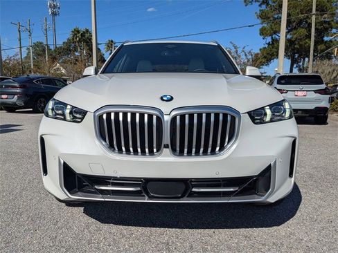 New 2026 BMW X5 xDrive40i w/ Climate Comfort Package image 10