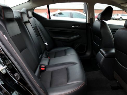 Used 2021 Nissan Altima 2.5 SR image 41