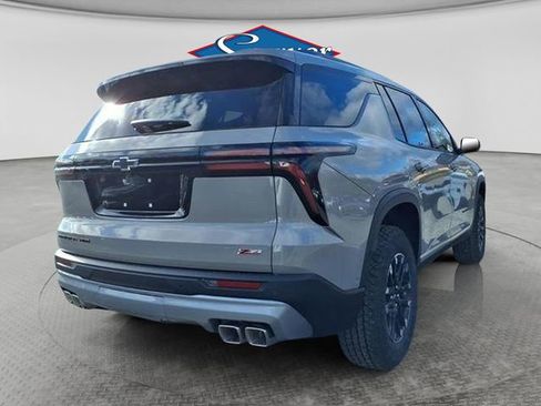 New 2026 Chevrolet Traverse Z71 w/ Enhanced Driving Package AWD/4WD image 7