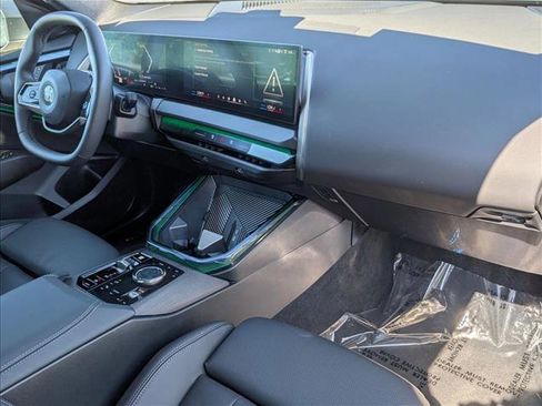 Used 2025 BMW X3 xDrive30i w/ Convenience Package image 23