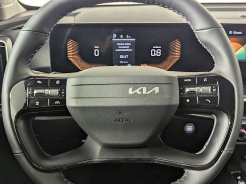 New 2026 Kia Sorento S FWD image 17